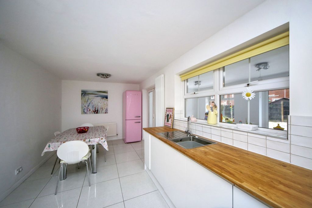 Additional image 8 of 4 bed detached house for saleBakewell Drive, Wigan WN6