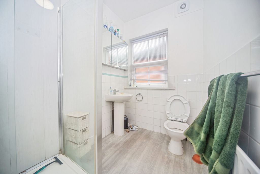 Additional image 11 of 4 bed semi-detached house for saleDevonshire Road, Southampton SO15