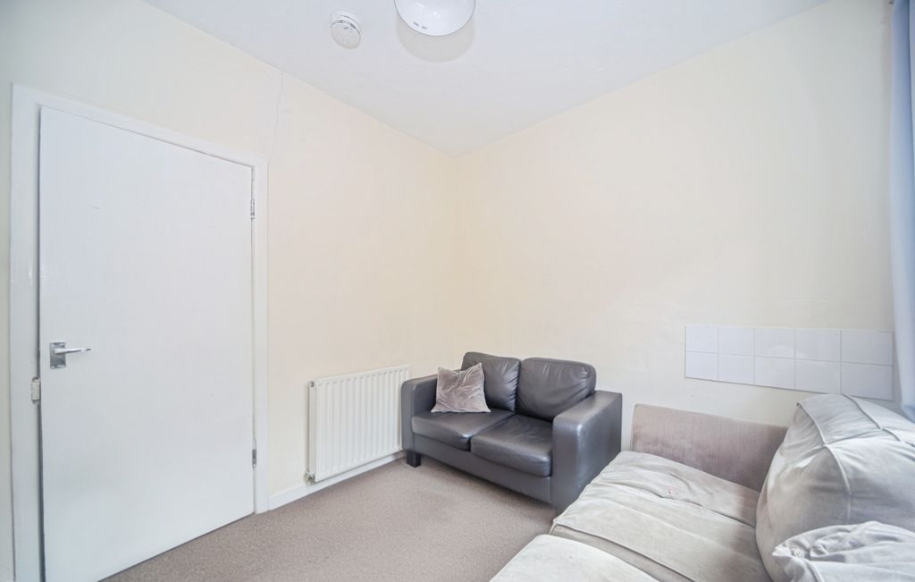 Additional image 9 of 4 bed semi-detached house for saleDevonshire Road, Southampton SO15