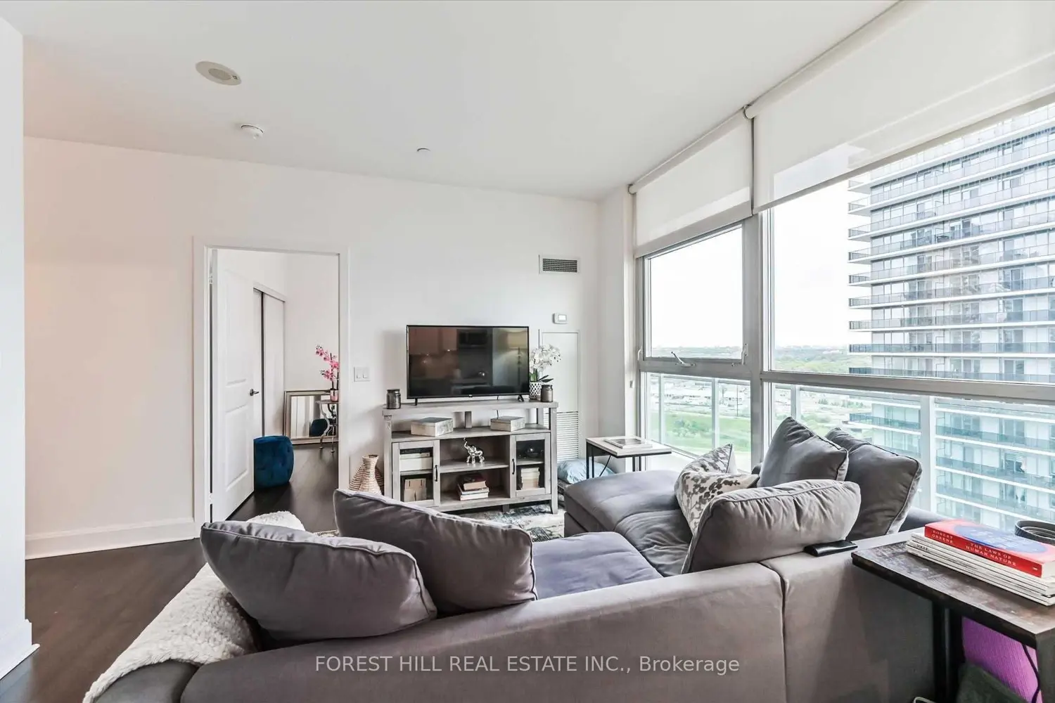 Additional image 7 of 33 Shore Breeze Drive 2408