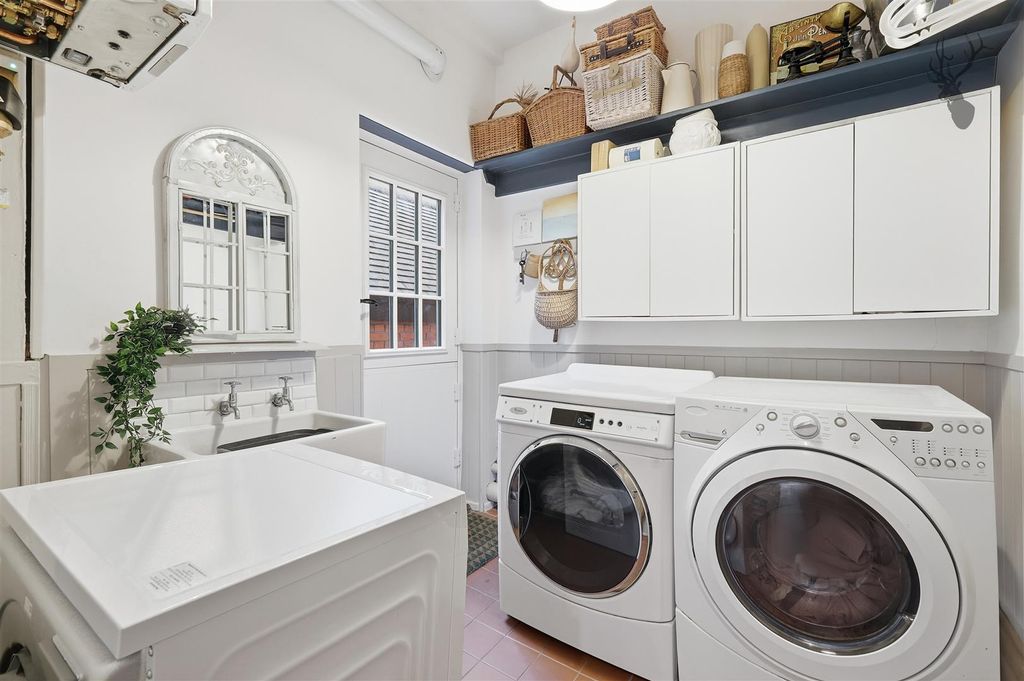 Additional image 18 of 5 bed semi-detached house for saleMonkhams Avenue, Woodford Green IG8
