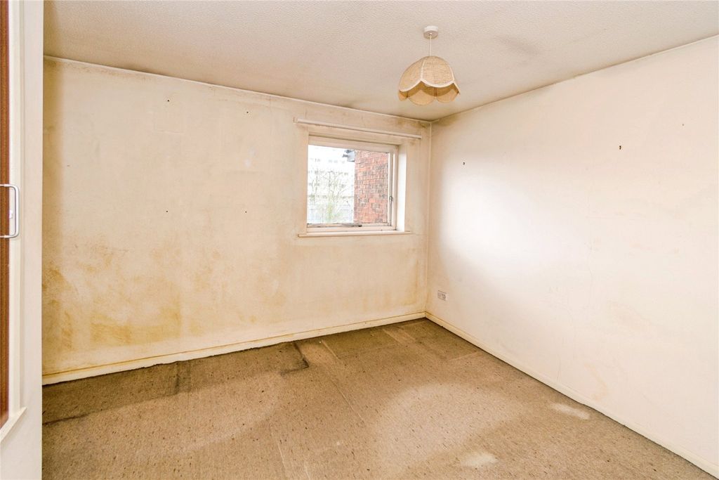 Additional image 10 of 1 bed terraced house for saleCharmouth Terrace, Irving Road, Southampton, Hampshire SO16