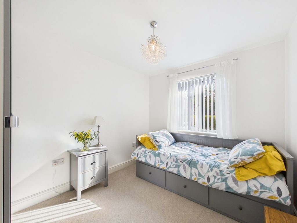 Additional image 10 of 2 bed flat for saleFerndale Road, Ashford, Surrey TW15