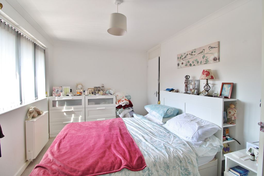 Additional image 9 of 1 bed property for saleOld Canal, Southsea PO4