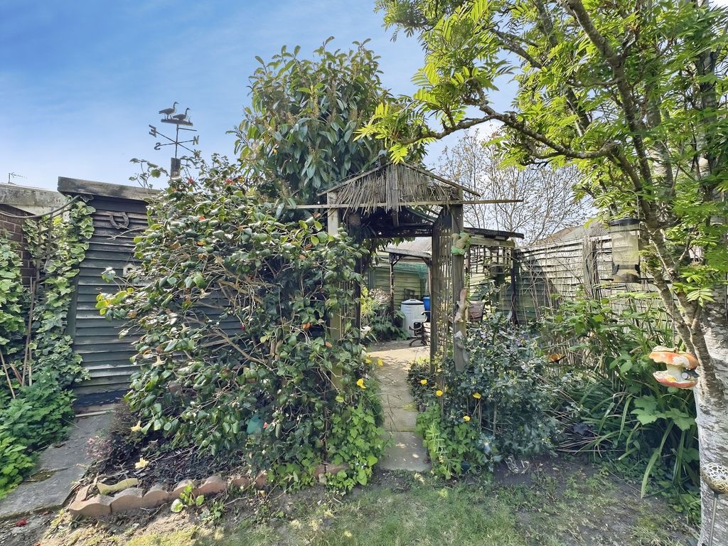 Additional image 24 of 3 bed semi-detached house for saleGrove Road, Blaby, Leicester LE8
