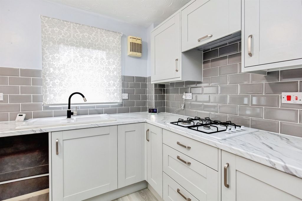Additional image 8 of 2 bed end terrace house for saleGoodwood Close, Market Harborough LE16