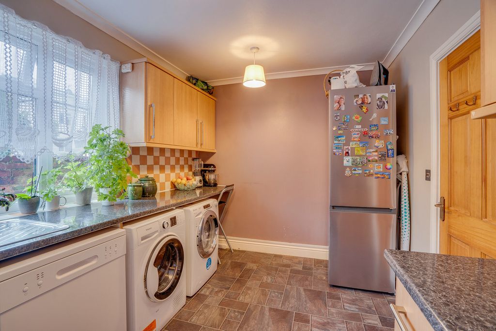 Additional image 5 of 3 bed detached house for saleCedar Road, Southampton SO14