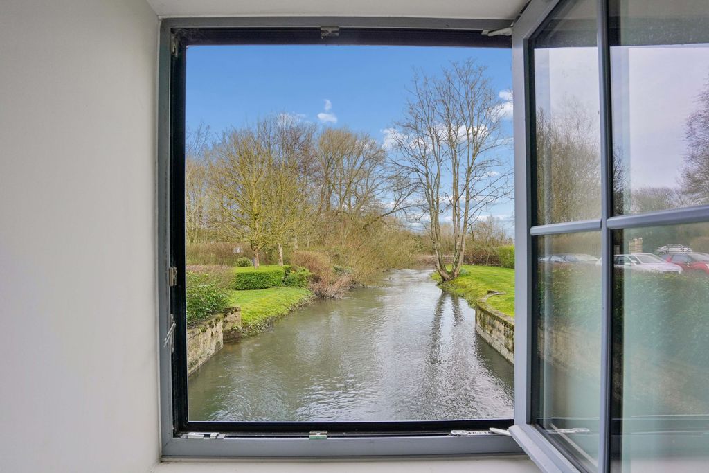 Additional image 11 of 2 bed flat for saleWitan Way, Witney OX28