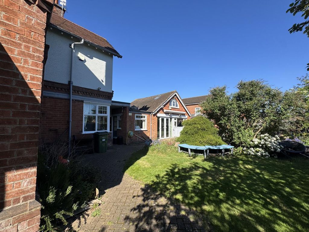 Additional image 33 of 4 bed detached house for saleLutterworth Road, Blaby, Leicester LE8