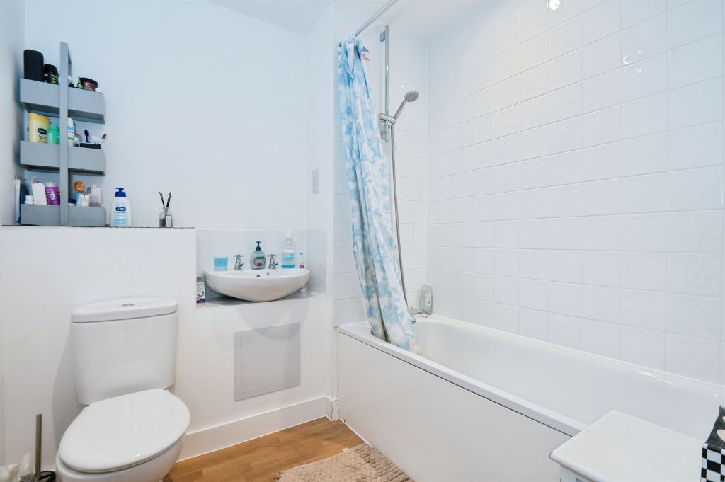 Additional image 7 of 1 bed flat for saleJohn Thornycroft Road, Southampton SO19