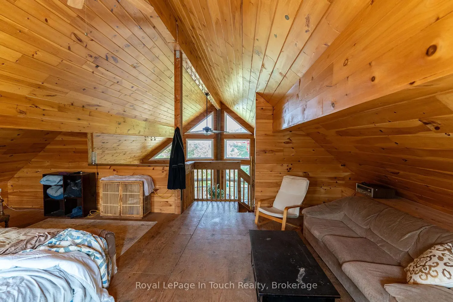Additional image 11 of 1276 Island 980