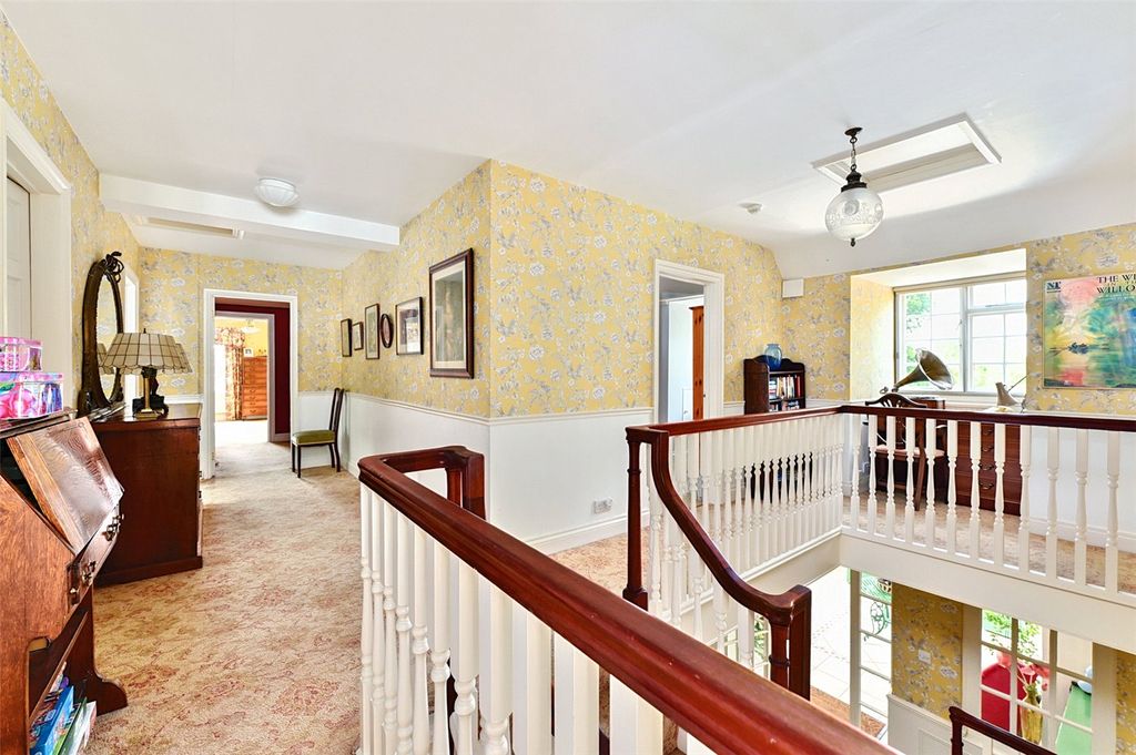 Additional image 16 of 6 bed detached house for saleWhite Horse Lane, Finchampstead, Wokingham, Berkshire RG40