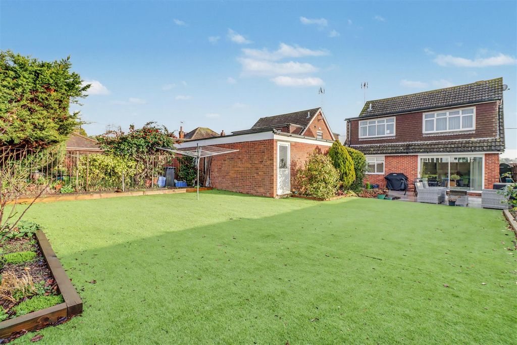 Additional image 17 of 4 bed detached house for saleSwan Lane, Wickford SS11
