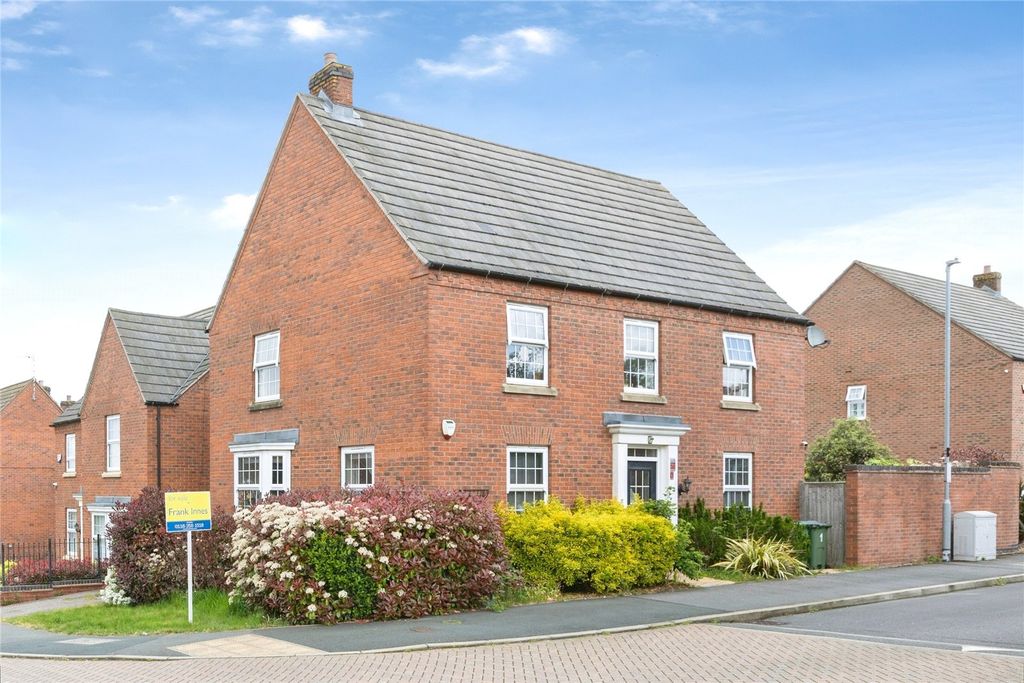 4 bed detached house for saleSlatewalk Way, Glenfield, Leicester LE3