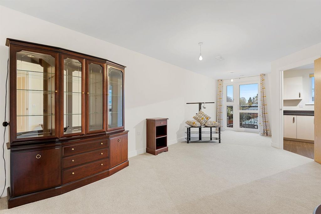 Additional image 4 of 1 bed flat for saleHampton Place, Anglesea Rd, Shirley, Southampton SO15