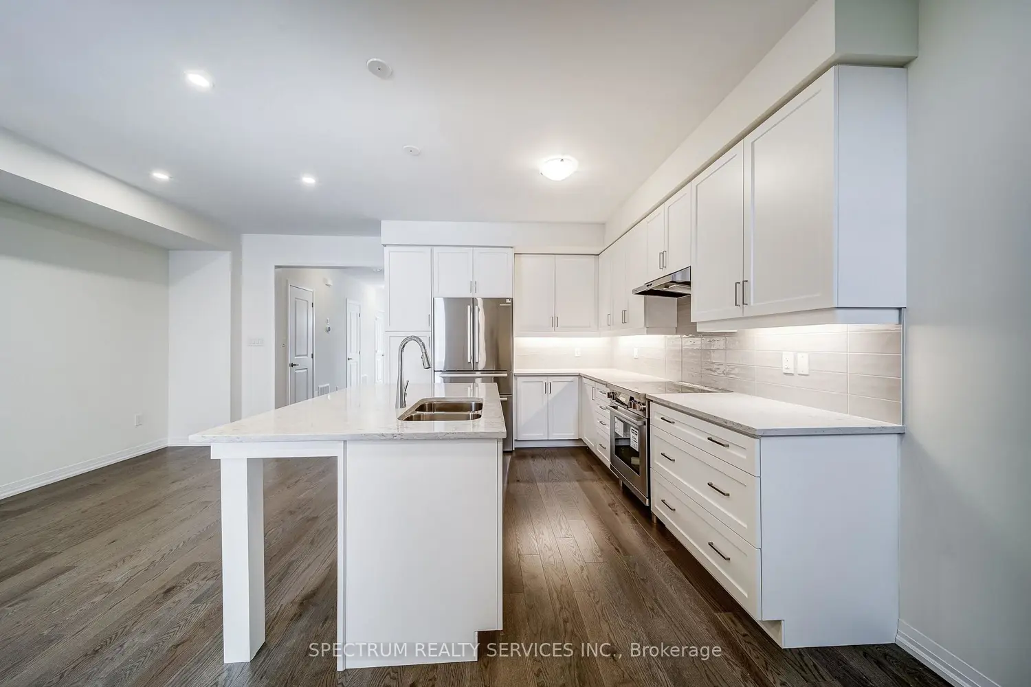 Additional image 4 of 136 Adario Crescent