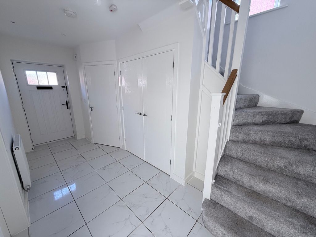 Additional image 2 of 4 bed detached house for saleWeston Rise, Oadby LE2