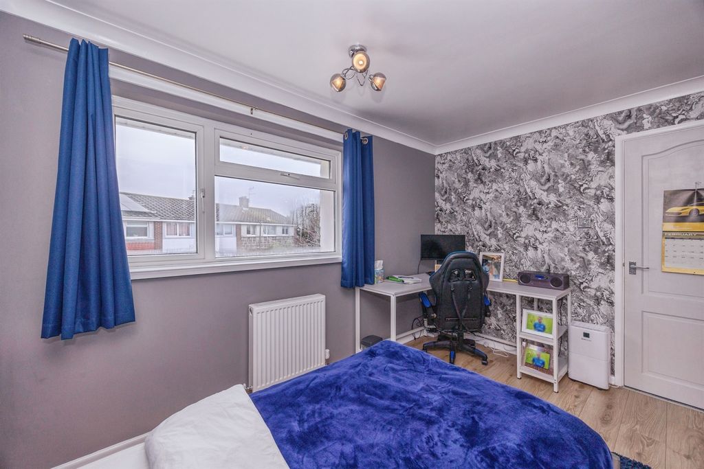 Additional image 19 of 4 bed end terrace house for saleSeaway Crescent, Southsea PO4