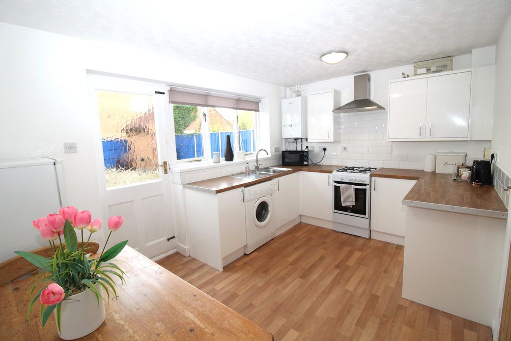 Additional image 4 of 3 bed semi-detached house for saleMawby Close, Whetstone, Leicester LE8