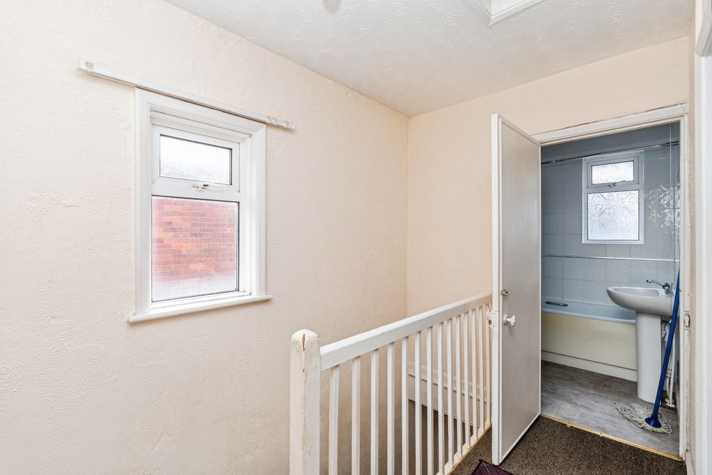 Additional image 8 of 3 bed semi-detached house for saleHarrison Road, Southampton SO17