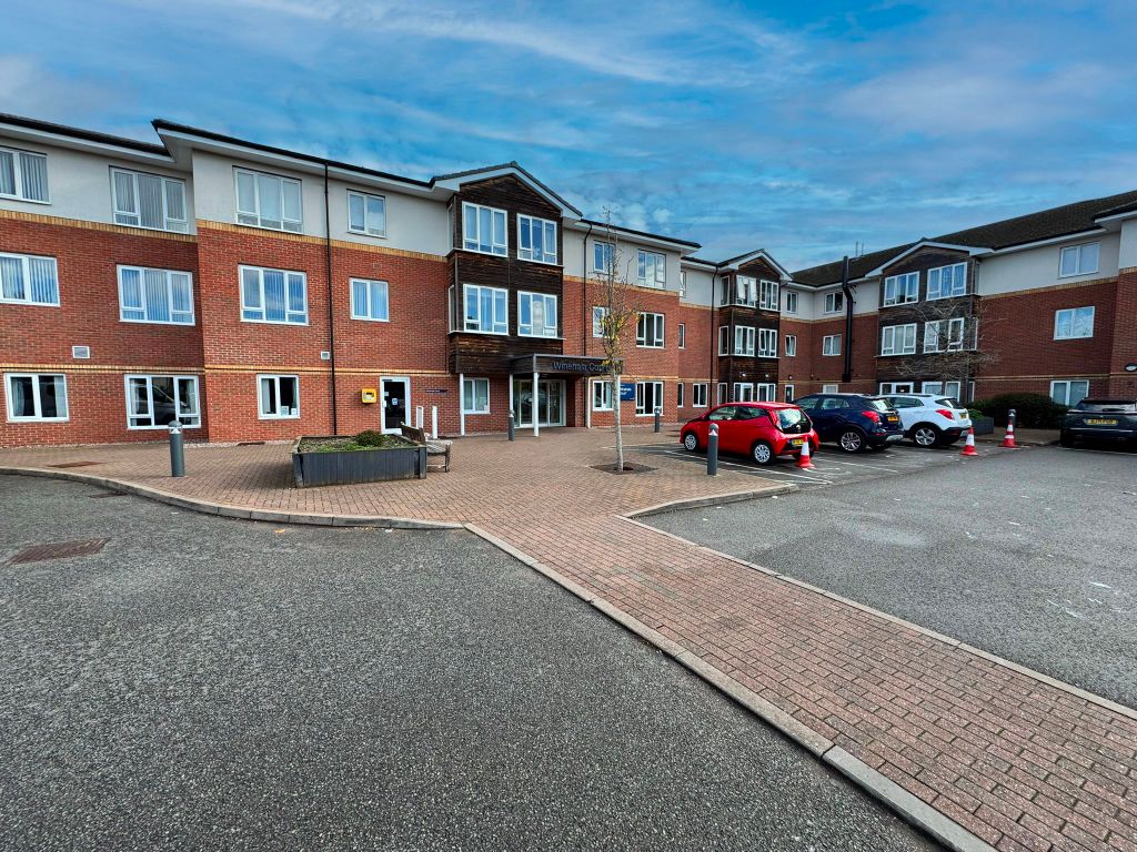 2 bed flat for saleWinehala Court, Sandbeds Road, Willenhall WV12