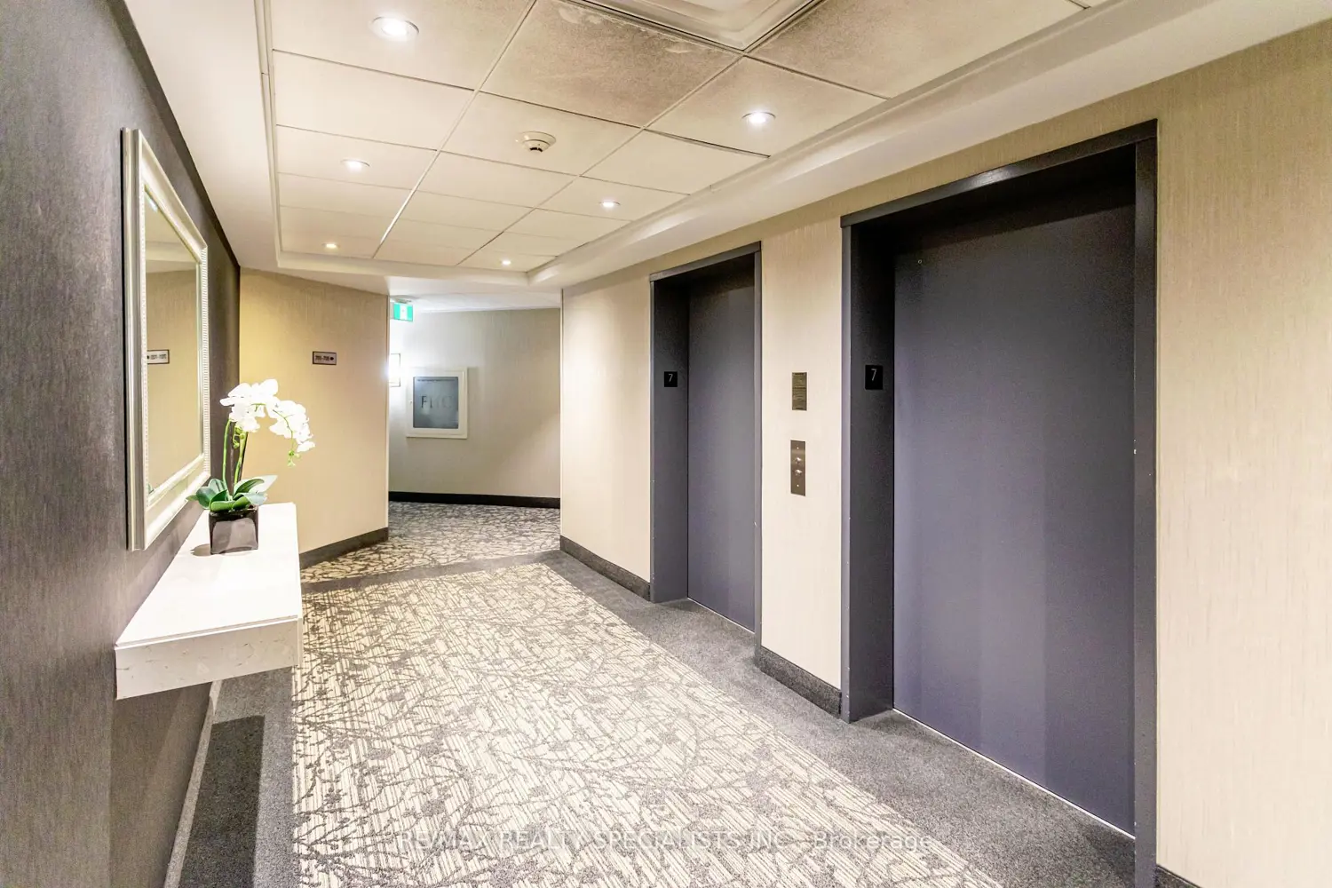 Additional image 6 of 2511 Lakeshore Road 708