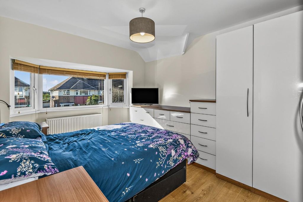 Additional image 17 of 3 bed semi-detached house for saleWindsor Drive, Ashford TW15