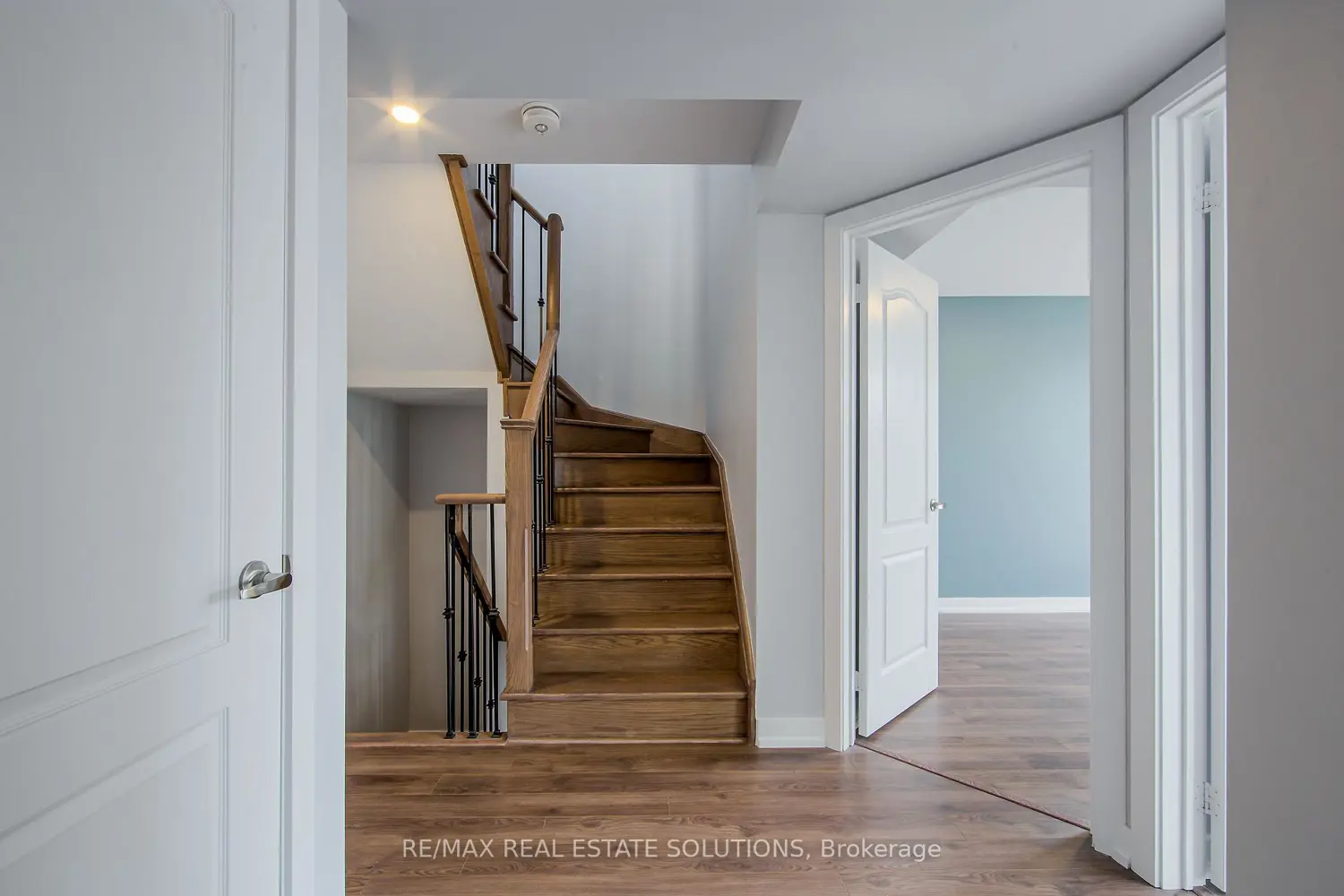 Additional image 10 of 30 Dunsheath Way 512