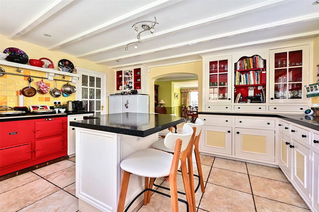 Additional image 7 of 6 bed detached house for saleWhite Horse Lane, Finchampstead, Wokingham, Berkshire RG40