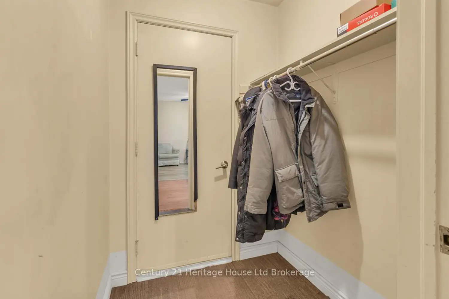 Additional image 17 of 26 Seres Drive
