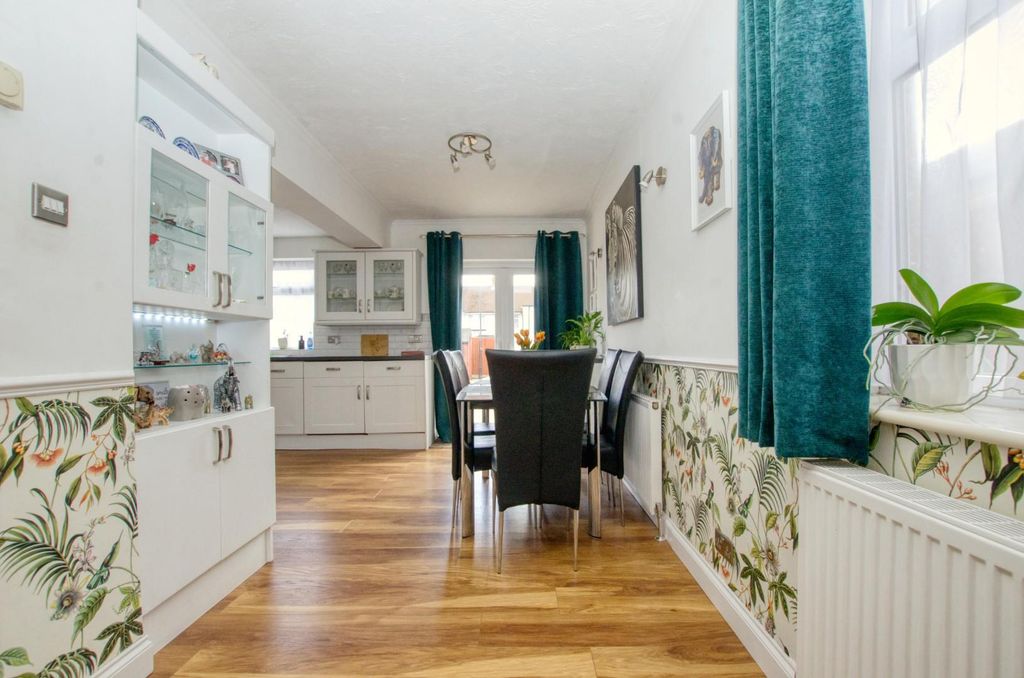 Additional image 13 of 3 bed semi-detached house for saleMowbray Road, Southampton SO19