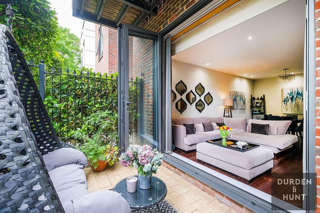 Additional image 6 of 2 bed flat for saleWhitehall Road, Woodford Green IG8