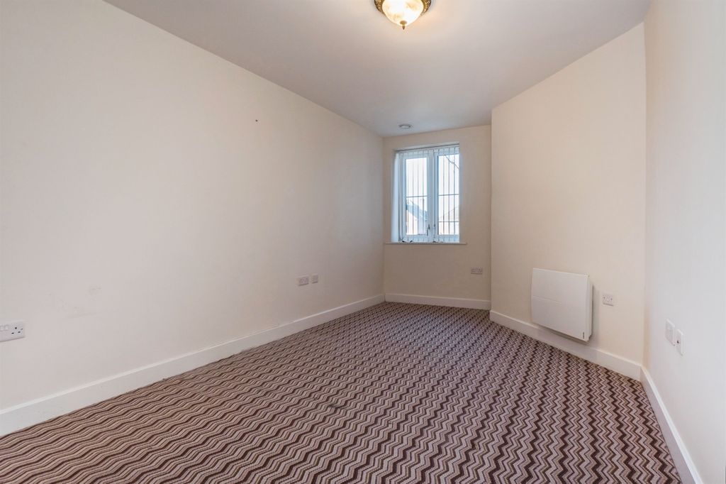 Additional image 7 of 1 bed flat for saleHampton Close, Southampton SO15