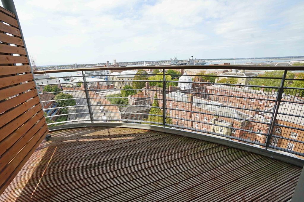Additional image 6 of 2 bed flat for saleAdmiralty Tower, Portsmouth PO1