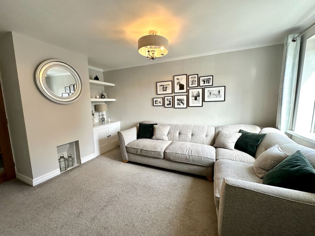 Additional image 4 of 4 bed semi-detached house for saleRosewood Drive, Coppice Farm Estate, Willenhall WV12