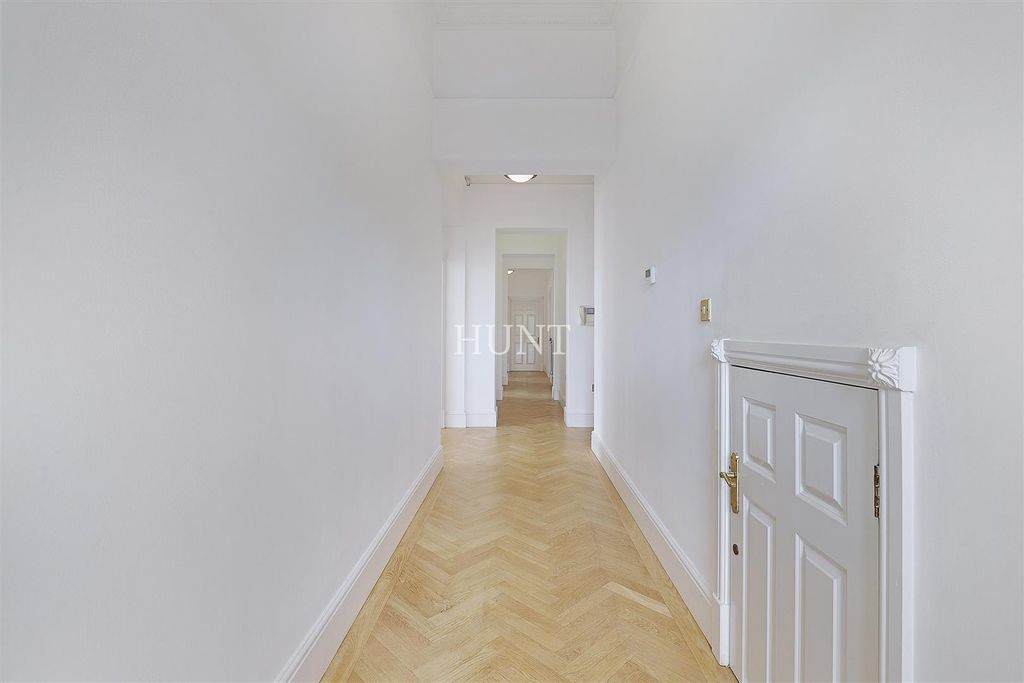 Additional image 21 of 4 bed flat for saleDevonshire House, Repton Park, Woodford Green IG8