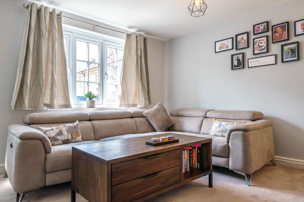 Additional image 6 of 2 bed flat for saleMiller Road, Water Lane, York YO30