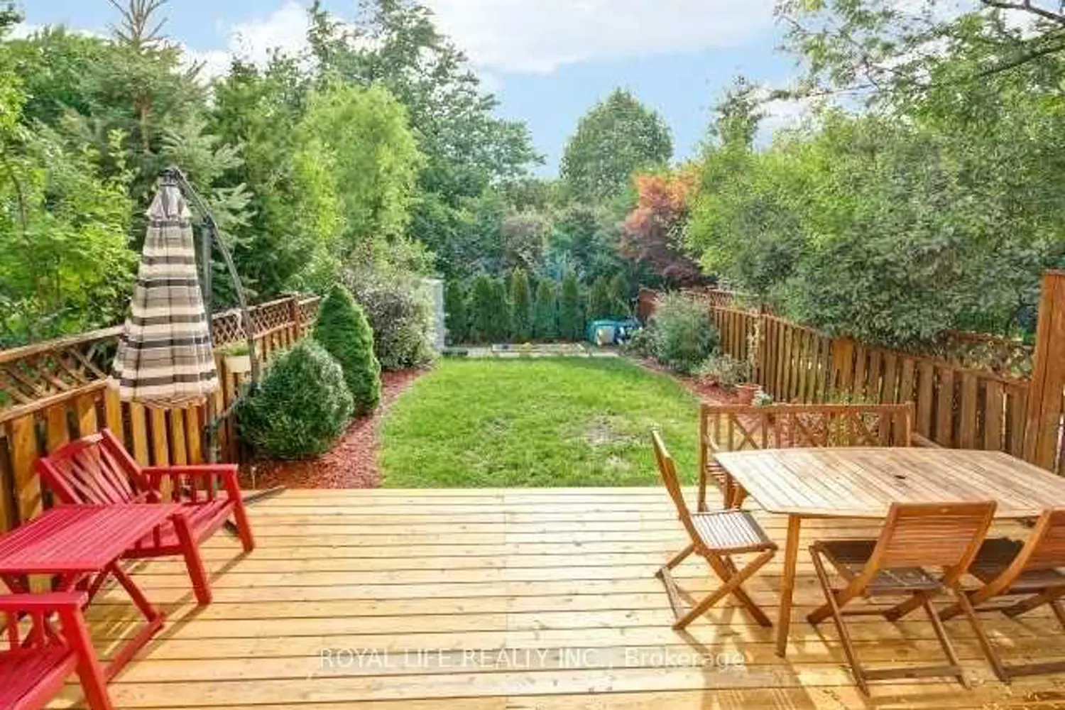 Additional image 20 of 1070 Lindsay Drive