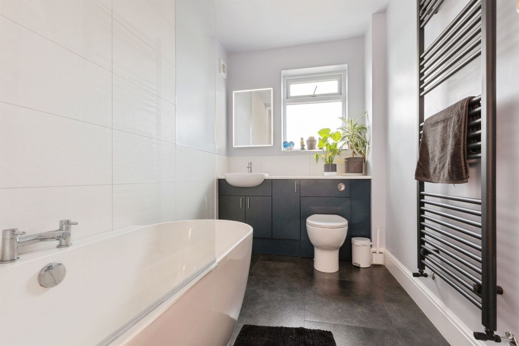 Additional image 17 of 4 bed semi-detached house for saleAlbert Street, Fleckney, Leicester LE8