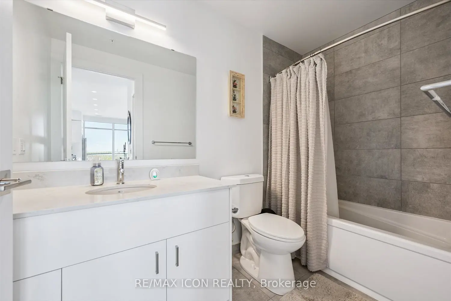 Additional image 13 of 15 Glebe Street 902