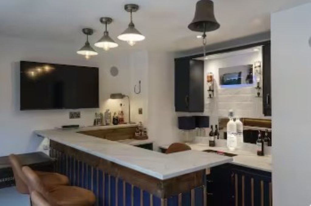Additional image 4 of 3 bed terraced house for saleAshcombe Crescent, Witney OX28