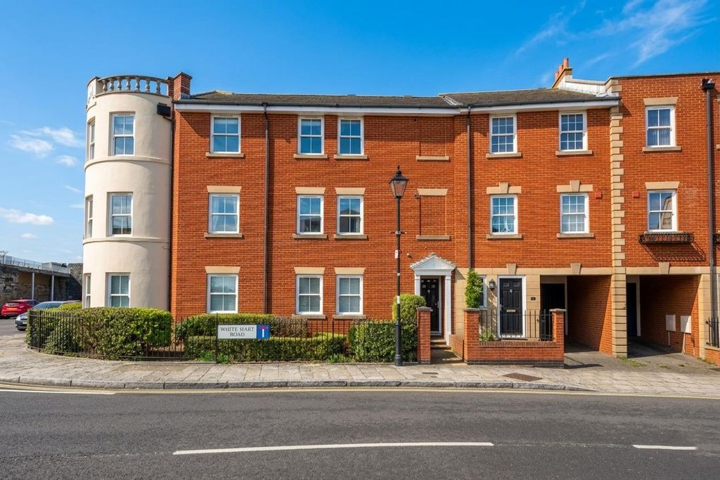 2 bed flat for saleWhite Hart Road, Portsmouth PO1