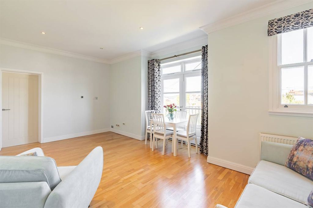 Additional image 8 of 2 bed flat for saleGraystone Road, Tankerton, Whitstable CT5