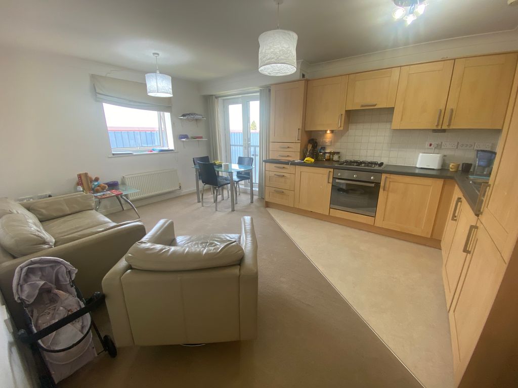 Additional image 2 of 2 bed flat for saleWinchester Road, Shirley, Southampton SO16