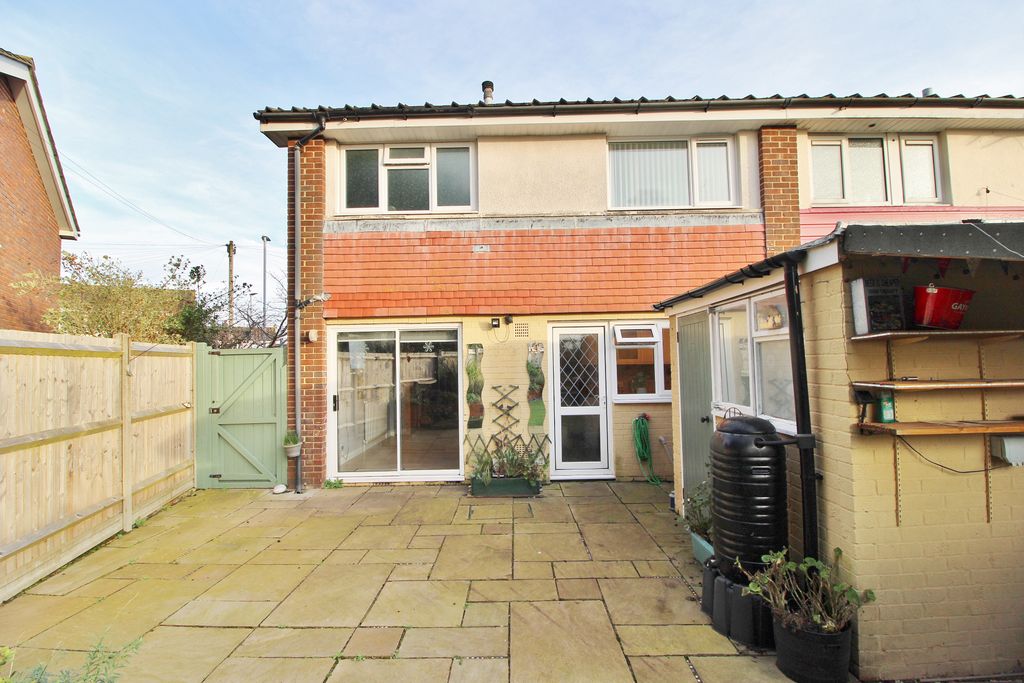 Additional image 18 of 3 bed end terrace house for saleSeaway Crescent, Southsea PO4