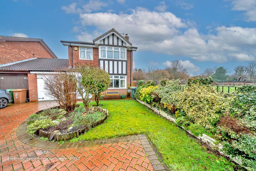 Additional image 30 of 3 bed property for saleHighgrove Close, Willenhall WV12