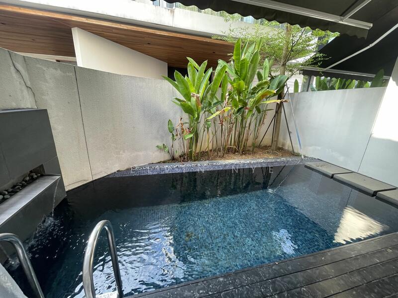Additional image 5 of CHEAP!! 靠近地铁站！摩登排屋 Near MRT Modern Novena 3 stry Terrace House with pool