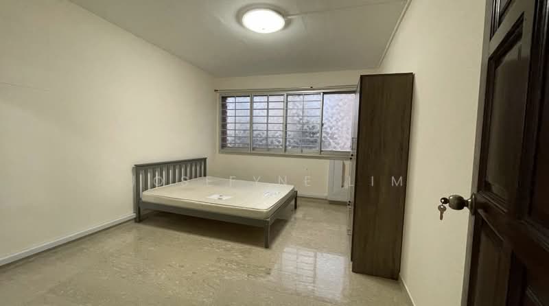 Additional image 4 of 425 Hougang Avenue 6