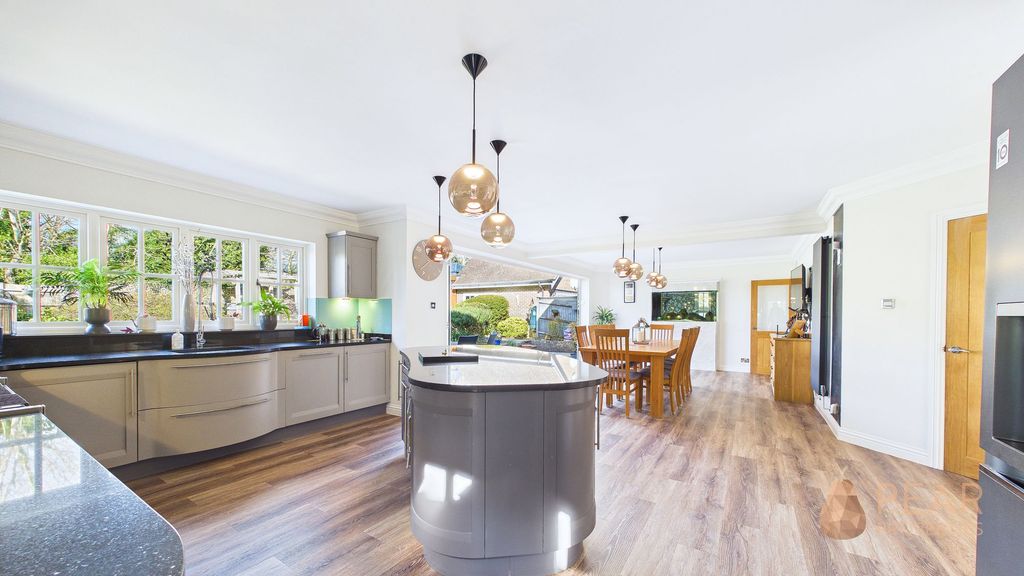 Additional image 6 of 5 bed detached house for saleFirst Avenue, Worthing BN14