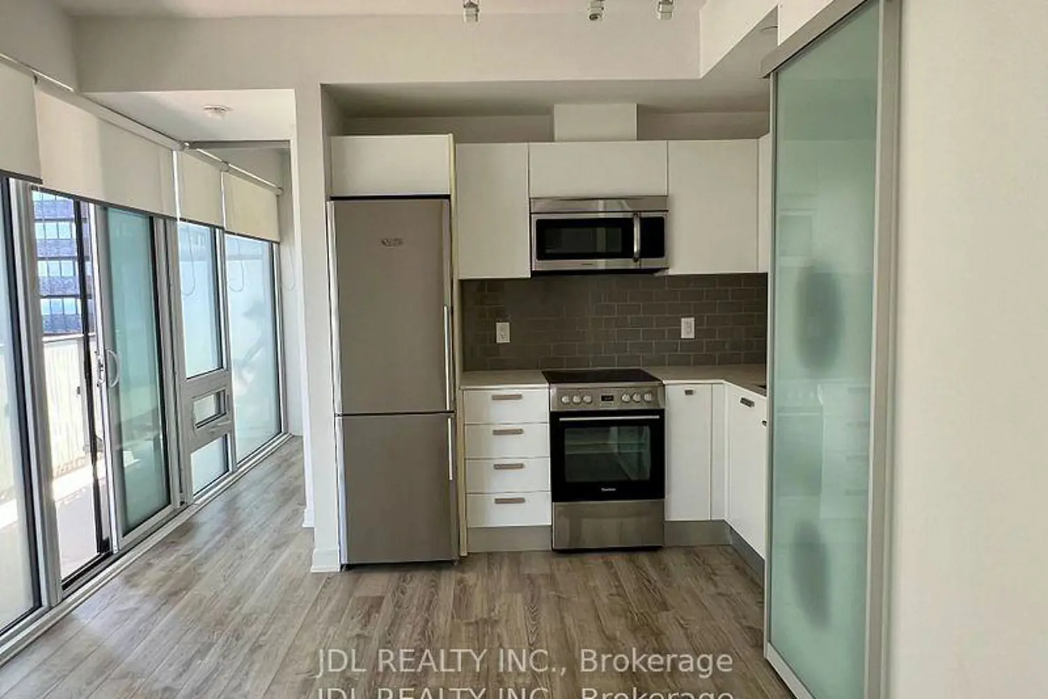 Additional image 8 of 42 Charles Street 3609
